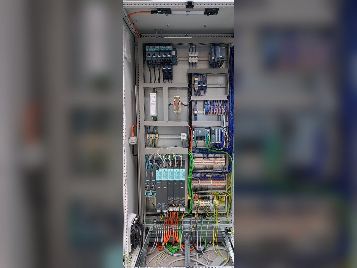 SPS Inbetriebnahme für Maschinen, Anlagen und Retrofit-Projekte